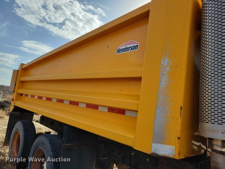 image for item NK9859 2007 Sterling L9500 dump truck