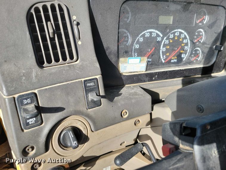 image for item NK9859 2007 Sterling L9500 dump truck