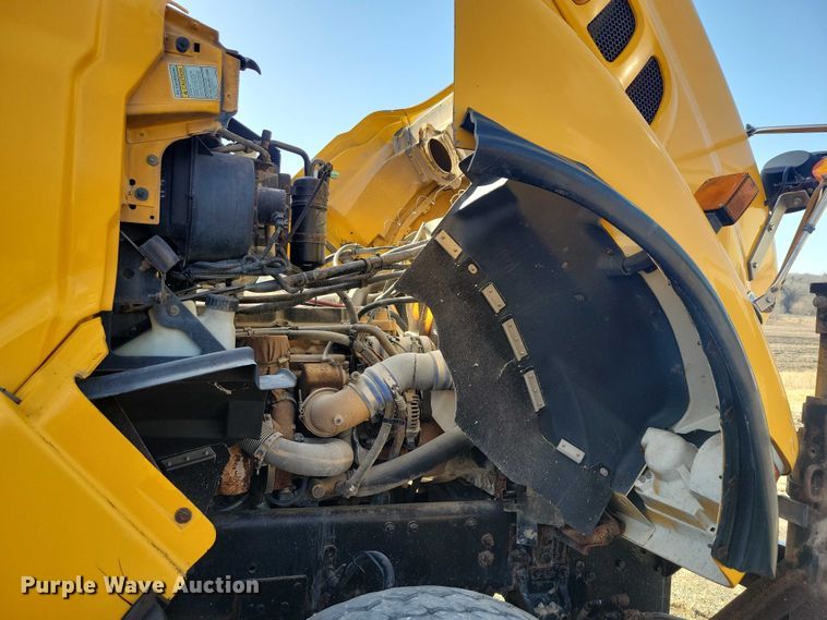 image for item NK9859 2007 Sterling L9500 dump truck