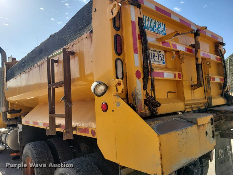 image for item NK9861 2005 Sterling L9500 dump truck