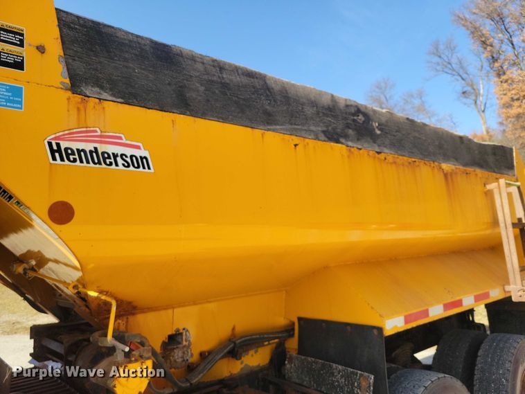 image for item NK9861 2005 Sterling L9500 dump truck