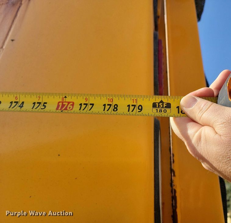 image for item NK9861 2005 Sterling L9500 dump truck