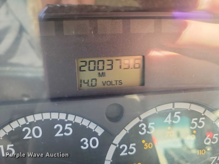 image for item NK9861 2005 Sterling L9500 dump truck