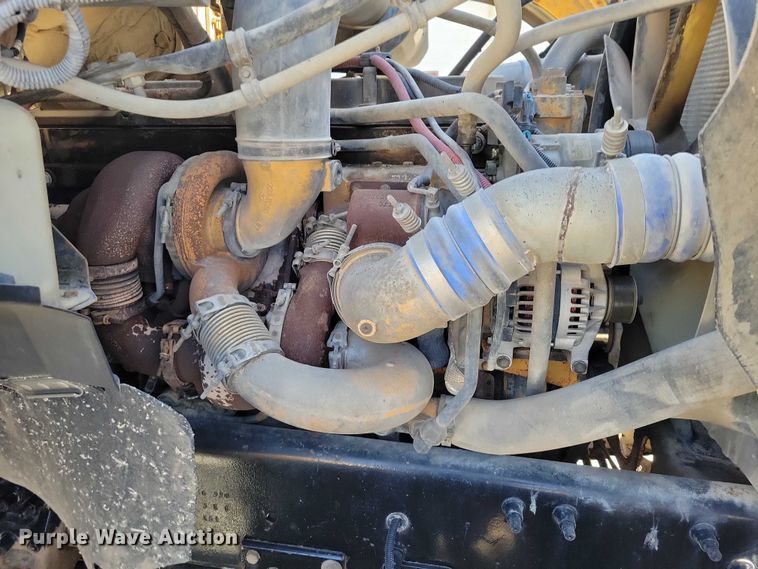 image for item NK9861 2005 Sterling L9500 dump truck