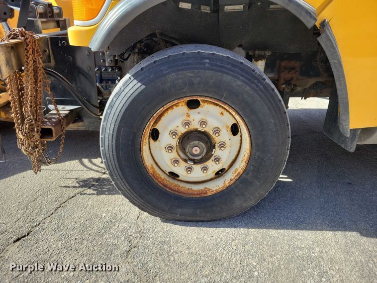 image for item NK9861 2005 Sterling L9500 dump truck