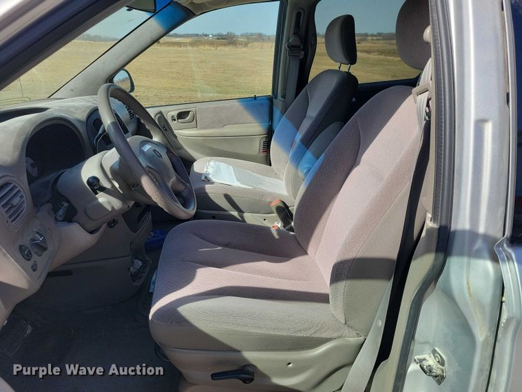 image for item NK9862 2001 Dodge Grand Caravan van