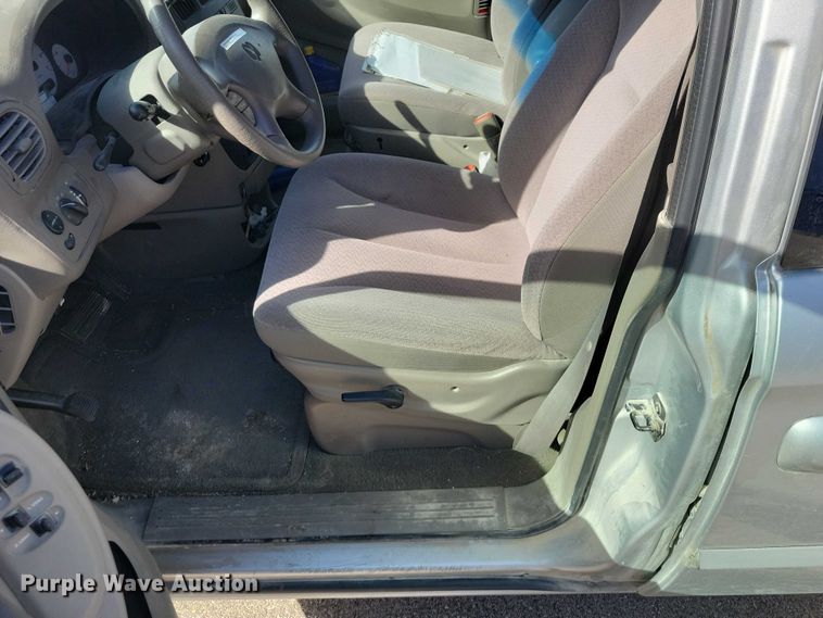 image for item NK9862 2001 Dodge Grand Caravan van