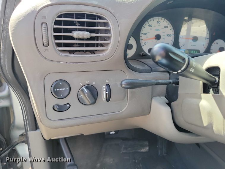 image for item NK9862 2001 Dodge Grand Caravan van