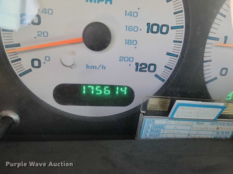 image for item NK9862 2001 Dodge Grand Caravan van