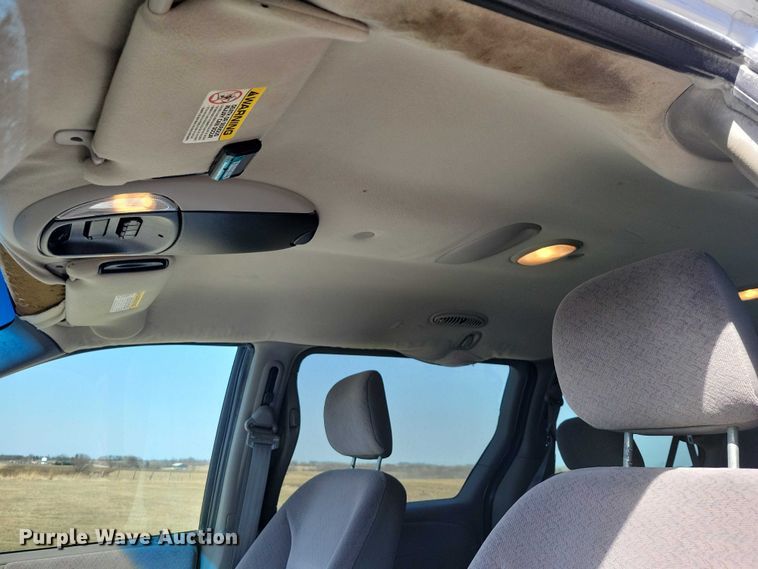 image for item NK9862 2001 Dodge Grand Caravan van