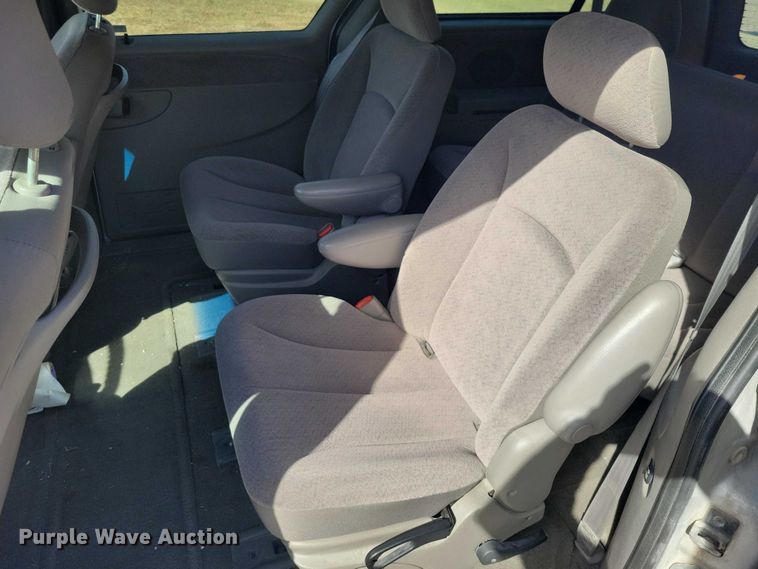 image for item NK9862 2001 Dodge Grand Caravan van