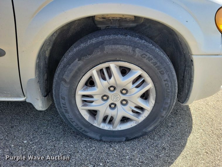 image for item NK9862 2001 Dodge Grand Caravan van