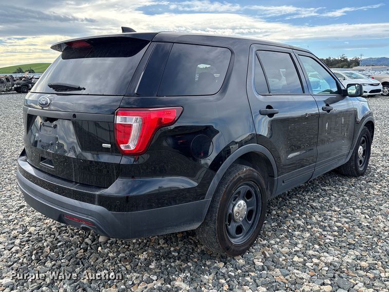 image for item YA2479 2016 Ford Explorer Police Interceptor SUV