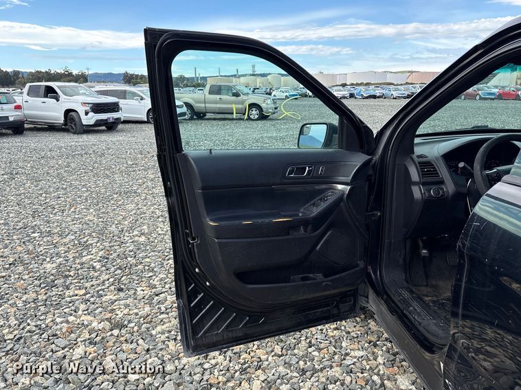 image for item YA2479 2016 Ford Explorer Police Interceptor SUV