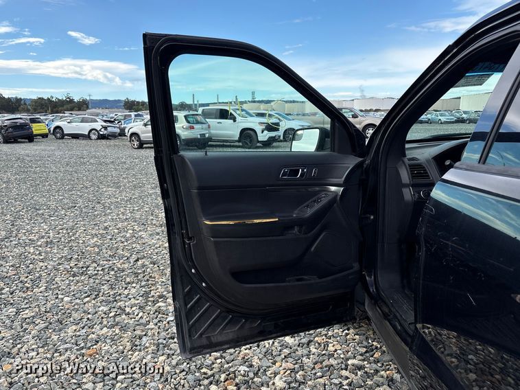 image for item YA2480 2015 Ford Explorer Police Interceptor SUV