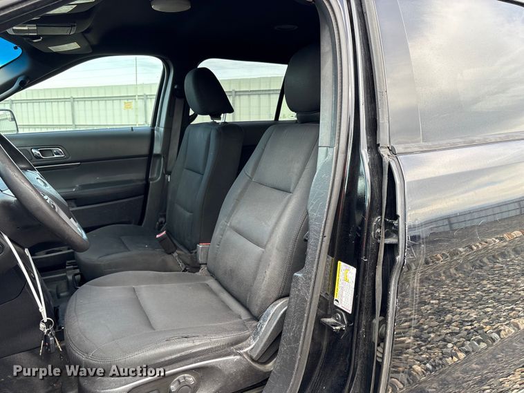 image for item YA2480 2015 Ford Explorer Police Interceptor SUV