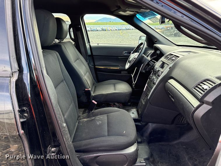 image for item YA2480 2015 Ford Explorer Police Interceptor SUV