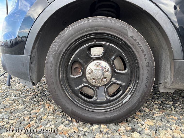 image for item YA2480 2015 Ford Explorer Police Interceptor SUV