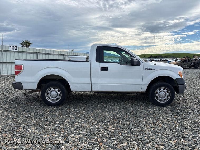 image for item YA2482 2010 Ford F150 XL pickup truck