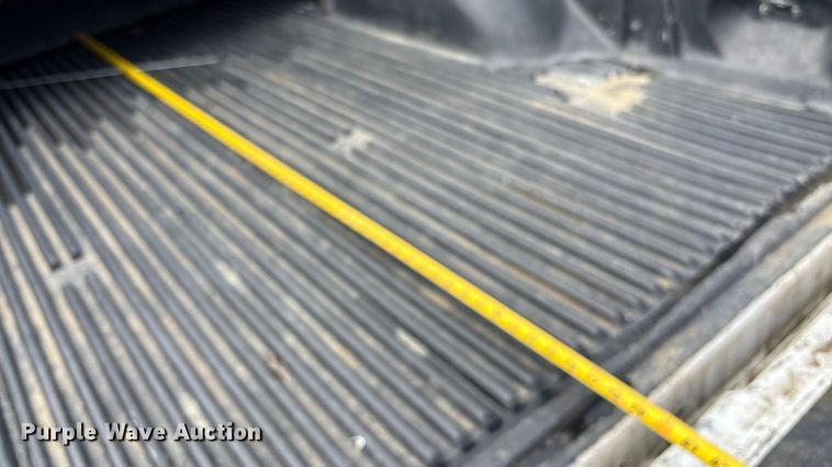 image for item YA2482 2010 Ford F150 XL pickup truck