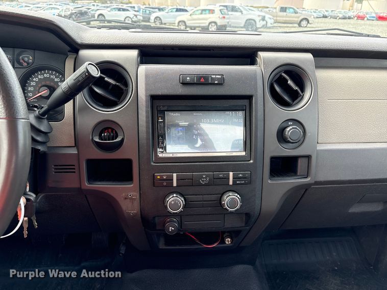 image for item YA2482 2010 Ford F150 XL pickup truck