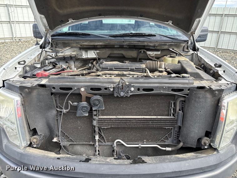 image for item YA2482 2010 Ford F150 XL pickup truck