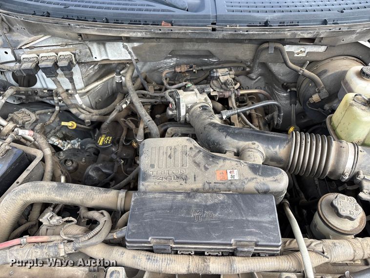 image for item YA2482 2010 Ford F150 XL pickup truck