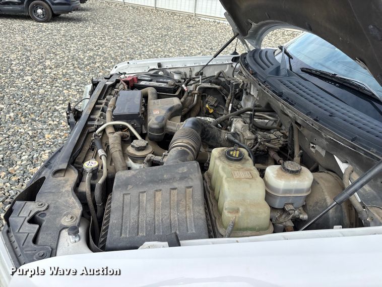 image for item YA2482 2010 Ford F150 XL pickup truck