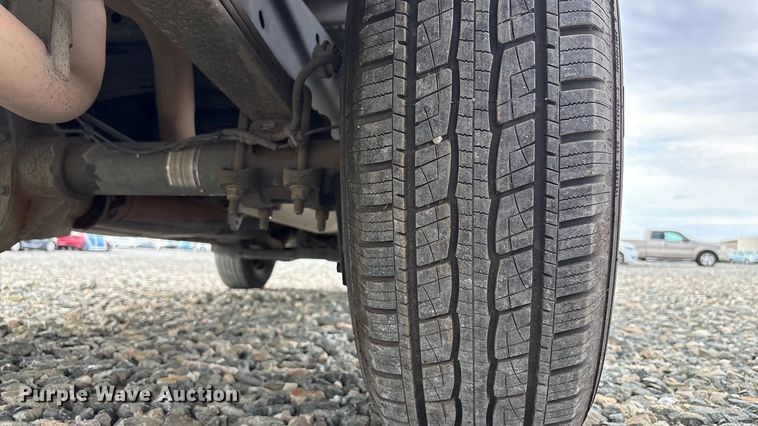 image for item YA2482 2010 Ford F150 XL pickup truck