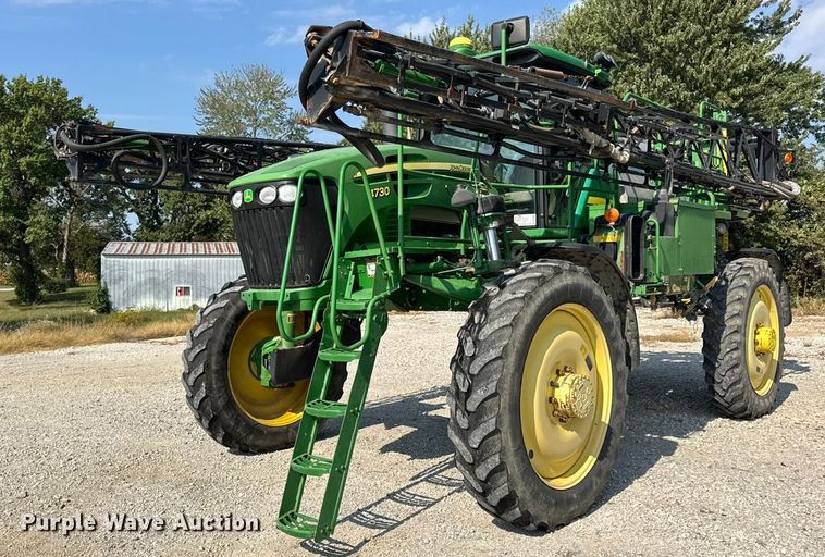 image for item DO2366 2012 John Deere 4730 sprayer