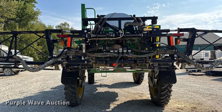 image for item DO2366 2012 John Deere 4730 sprayer