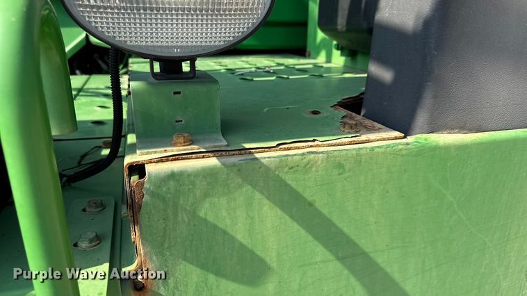 image for item DO2366 2012 John Deere 4730 sprayer