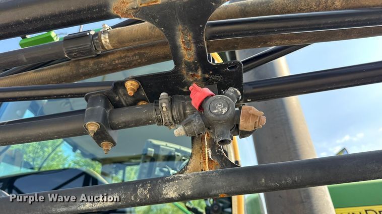 image for item DO2366 2012 John Deere 4730 sprayer