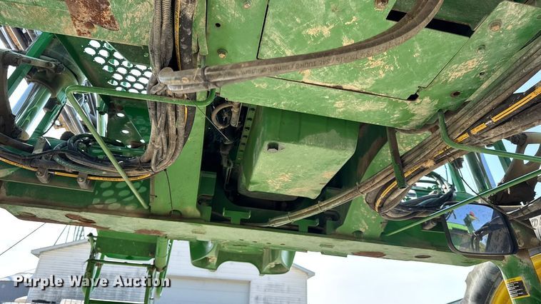 image for item DO2366 2012 John Deere 4730 sprayer