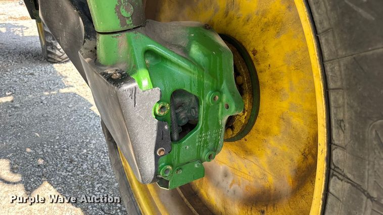 image for item DO2366 2012 John Deere 4730 sprayer