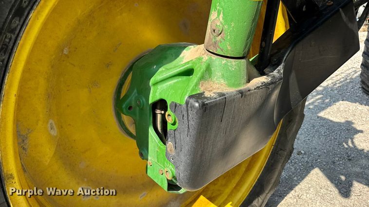 image for item DO2366 2012 John Deere 4730 sprayer