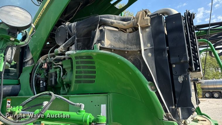 image for item DO2366 2012 John Deere 4730 sprayer