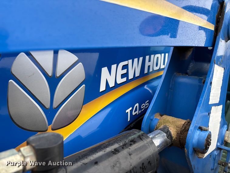 image for item DT0043 2015 New Holland T4.95 MFWD tractor