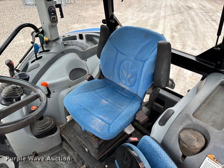 image for item DT0043 2015 New Holland T4.95 MFWD tractor