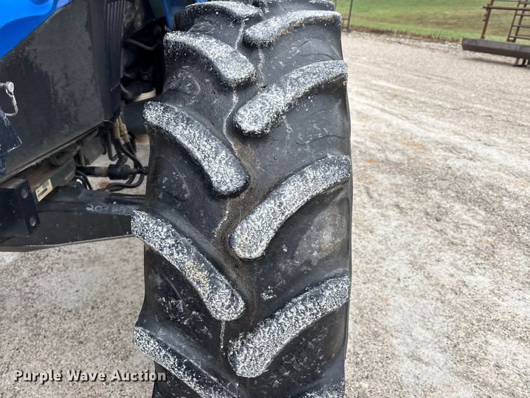 image for item DT0043 2015 New Holland T4.95 MFWD tractor