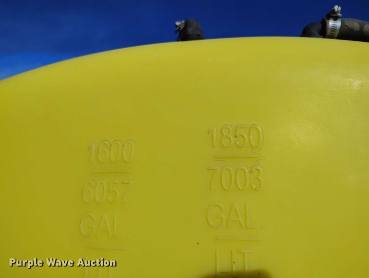 image for item DT0954 Bestway Field Pro IV 1850 sprayer