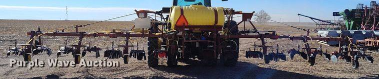 image for item DT0955 1998 H&S 16R-30VF hooded sprayer