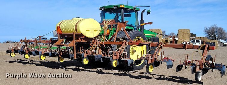 image for item DT0955 1998 H&S 16R-30VF hooded sprayer