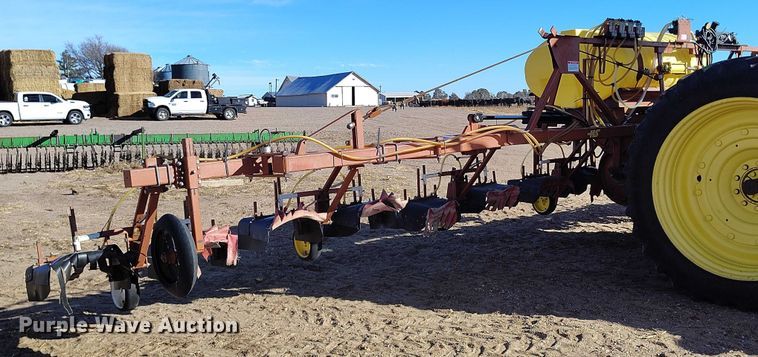 image for item DT0955 1998 H&S 16R-30VF hooded sprayer