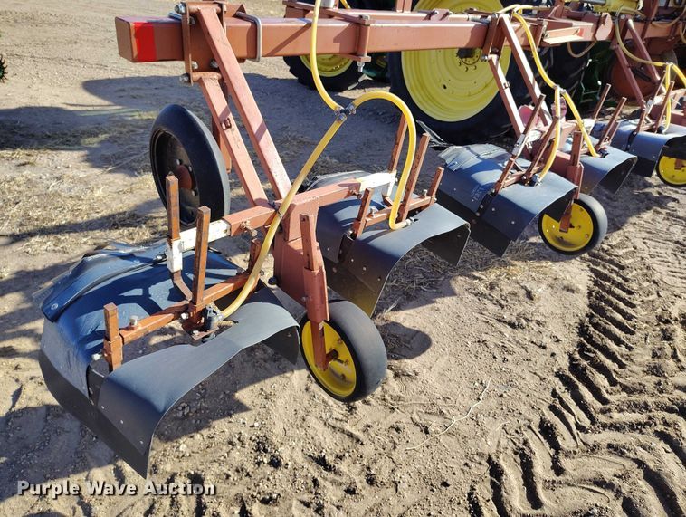 image for item DT0955 1998 H&S 16R-30VF hooded sprayer