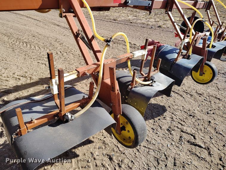 image for item DT0955 1998 H&S 16R-30VF hooded sprayer