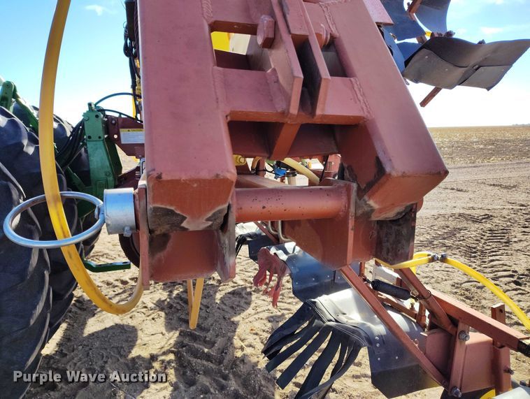 image for item DT0955 1998 H&S 16R-30VF hooded sprayer