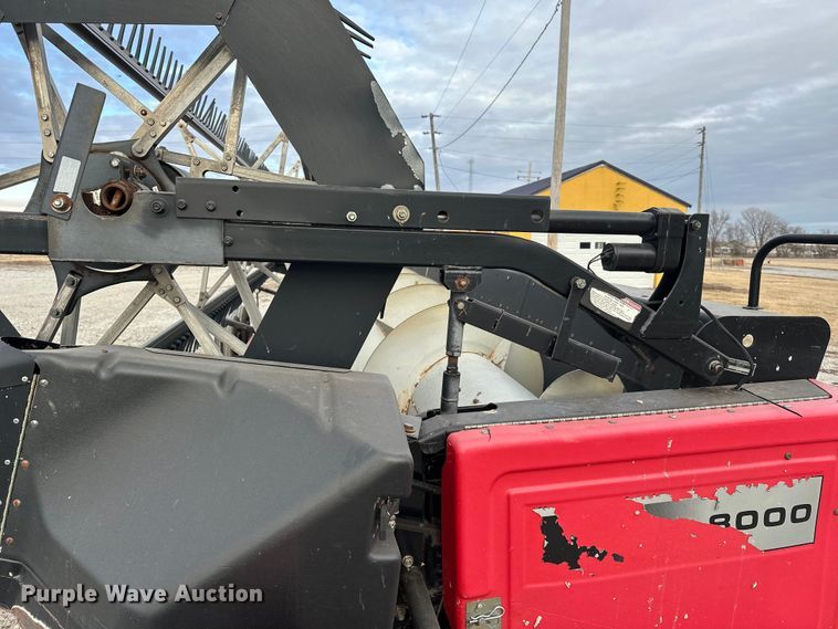 image for item DV0791 Massey Ferguson 8000 flex head