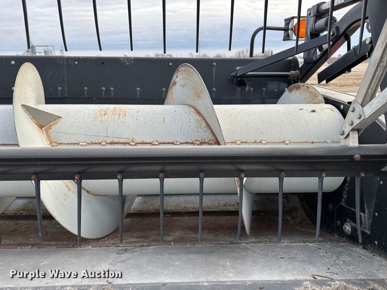 image for item DV0791 Massey Ferguson 8000 flex head