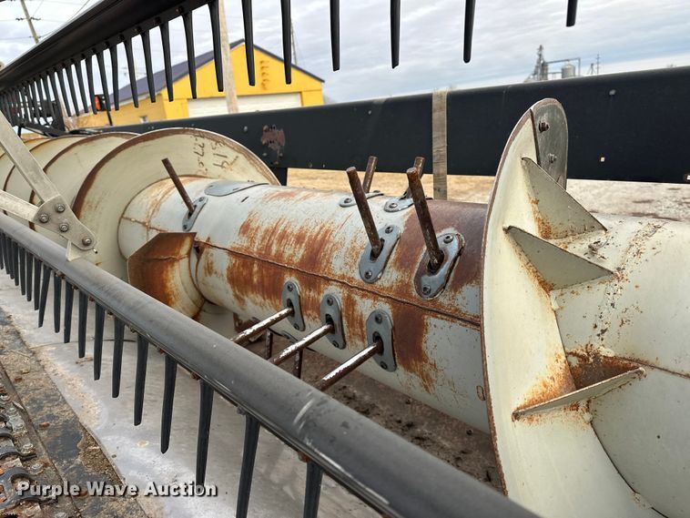 image for item DV0791 Massey Ferguson 8000 flex head